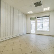 Lokal na sprzedaż